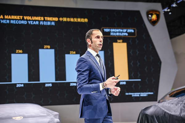 03 - 兰博基尼汽车中国内地及香港、澳门执行总经理Francesco Scardaoni先生.jpg