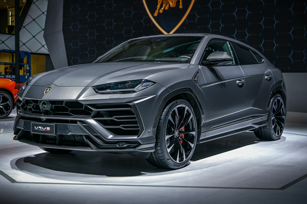 07 - 世界首款超级SUV兰博基尼Urus.jpg