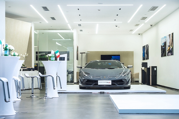 02 - 兰博基尼Aventador SVJ.jpg