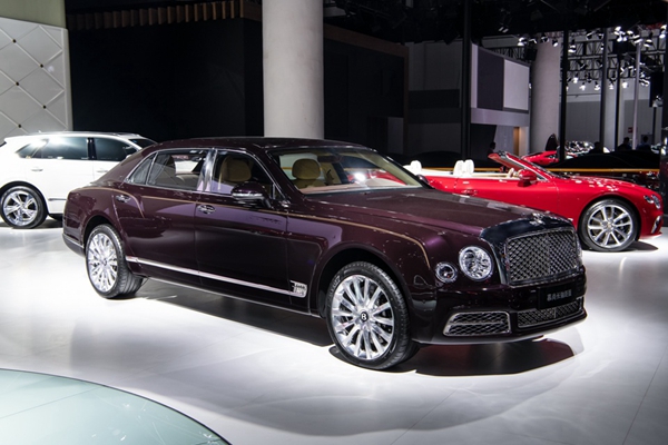 8. 宾利慕尚长轴距版伦敦特别定制款.jpg