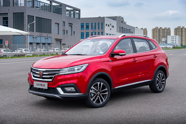 荣威RX3狮王宝座互联网智享版 (1).jpg