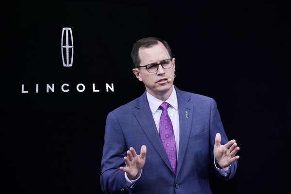 林肯飞行家首席工程师戴玮聪 John Davis.jpg