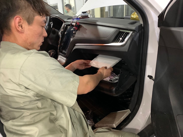 上汽荣威售后服务 (3).jpg